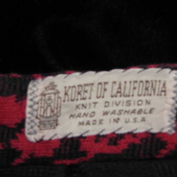 Koret of California, Vintage 70s cranberry red & black knit skirt. - Picture 5 of 6